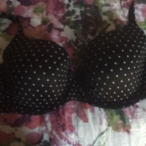 36D live in pretty bra